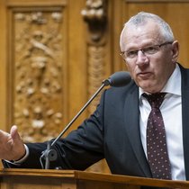 «Une Suisse avec 26 systèmes de financement des soins publics n'est pas souhaitable»: Conseiller national Benjamin Roduit, co-rapporteur (C/VS).