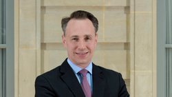 Hat die XL Group im Visier: Axa-Chef Thomas Buberl.