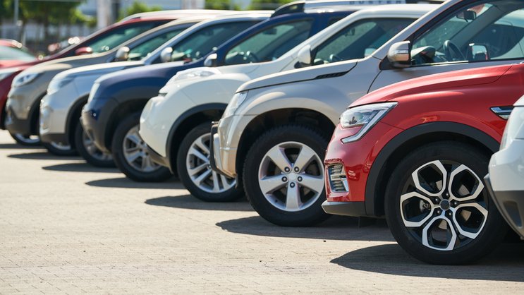 Schweizer Bevölkerung ist mit Autoversicherung zufrieden