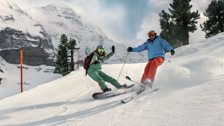 Près de 35 000 personnes se blessent chaque année sur les pistes de ski en Suisse.
