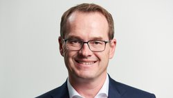 Verfügt über jahrzehntelange Erfahrung in der Versicherungsbranche: Thorsten Steinmann.