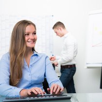 Ausbildung spielt in der Assekuranz eine wichtige Rolle. 