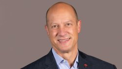 Travelers-Finanzchef Dan Frey.