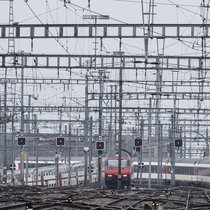 Grosse Versicherer investieren zunehmend auch in Infrastrukturprojekte; im Bild das Gleissystem am Zürcher Hauptbahnhof.