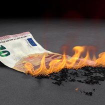 Für die Schweizer Lebensversicherer sind neben den inländischen Zinsen auch jene der weiteren wichtigen Währungen für die Erreichung ihrer Renditeziele ausschlaggebend.