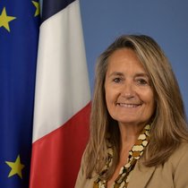 La CSRD a été qualifiée encore d'«enfer pour les entreprises» par la porte-parole du gouvernement français Sophie Primas.